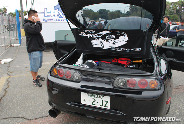 2011-JapClassicCarShow-c022