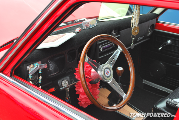 2011-JapClassicCarShow-c054