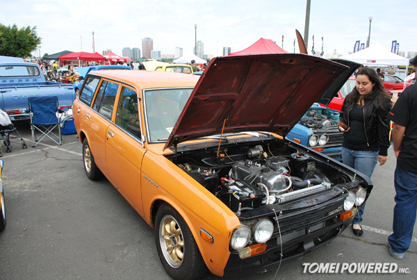 2011-JapClassicCarShow-c055