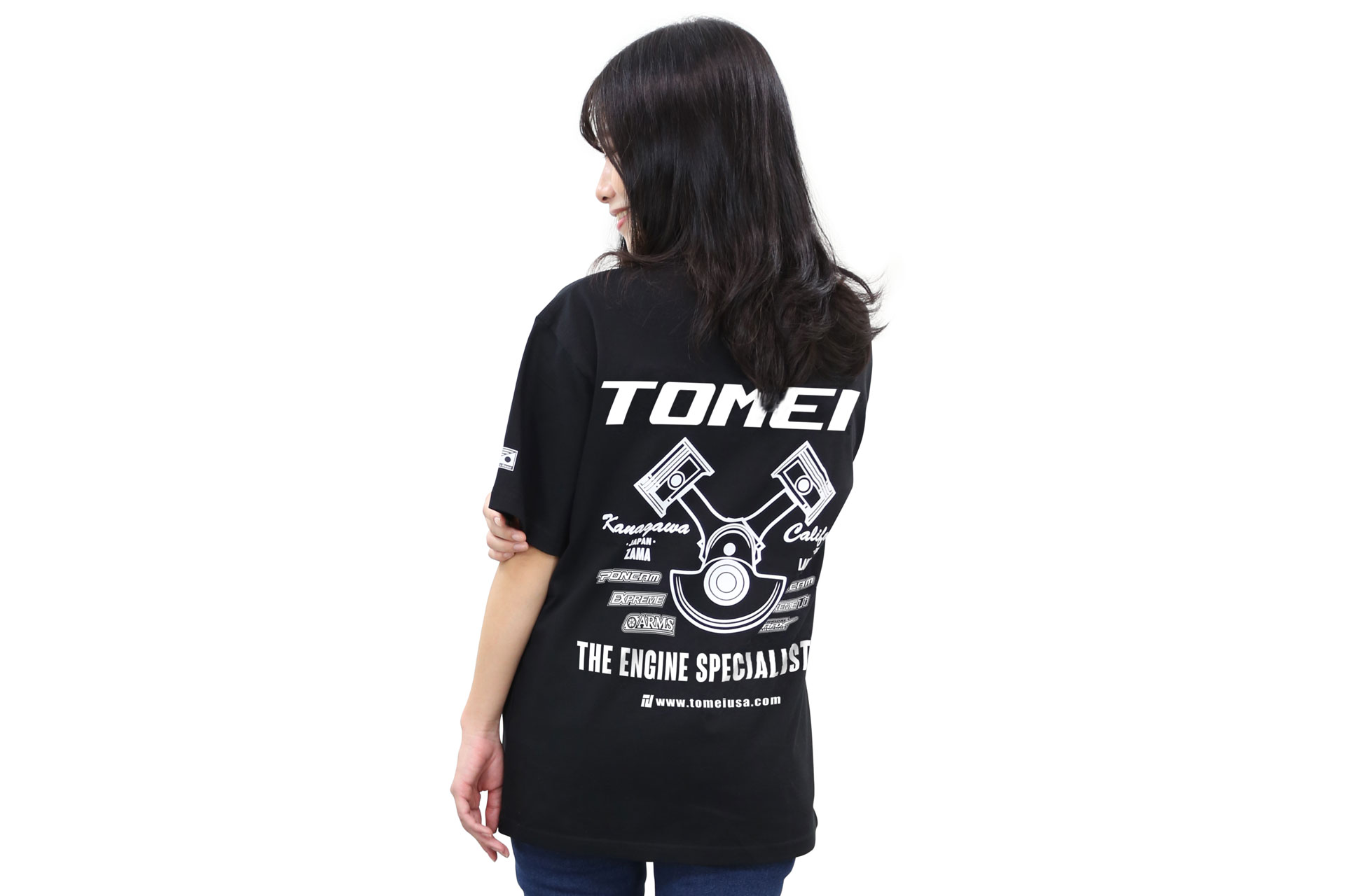 TH104_back_women